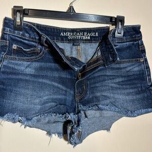 American Eagle Vintage high rise jean shorts- size 10